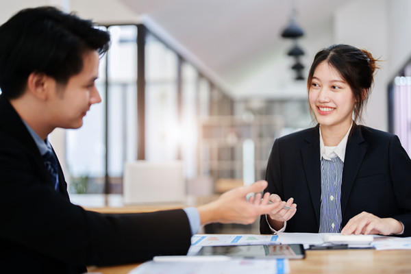 預算控制咨詢：協(xié)助企業(yè)建立控制體系，確保預算執(zhí)行