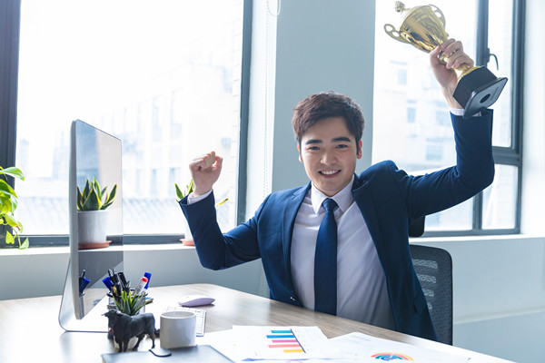 合理控制薪酬成本，提高企業(yè)利潤與員工福利水平