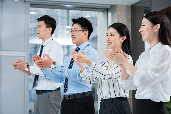 目標設(shè)定與追蹤：明確目標，確保績效達成
