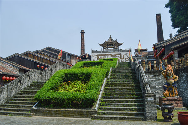 管理咨詢?cè)诜鹕街圃鞓I(yè)轉(zhuǎn)型升級(jí)中扮演何角色？