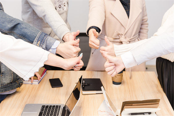 跨地域企業(yè)，如何制定統(tǒng)一的薪酬標(biāo)準(zhǔn)和政策？