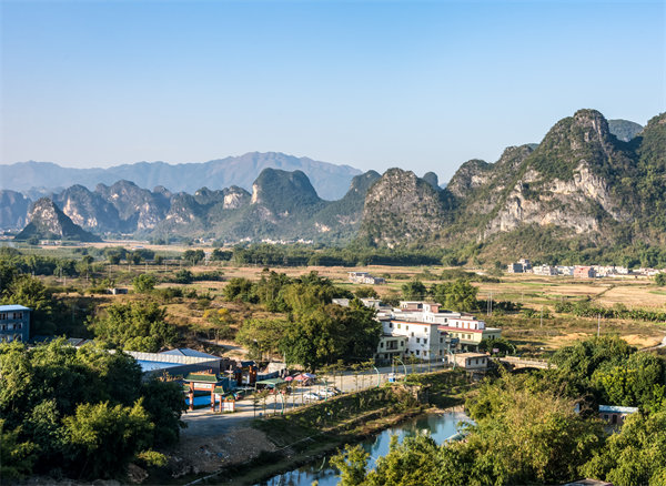 清遠(yuǎn)集團(tuán)管控咨詢公司如何強(qiáng)化集團(tuán)集權(quán)與分權(quán)？