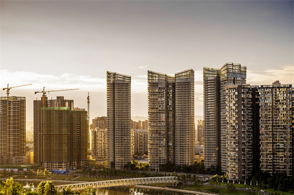 北上廣深樓市集體回暖，對(duì)制造型企業(yè)有何啟示？