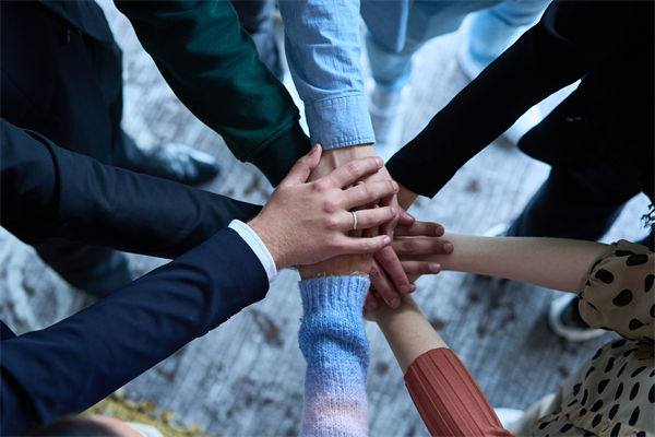 企業(yè)要求員工不結(jié)婚就離職？組織規(guī)劃管理怎么看？