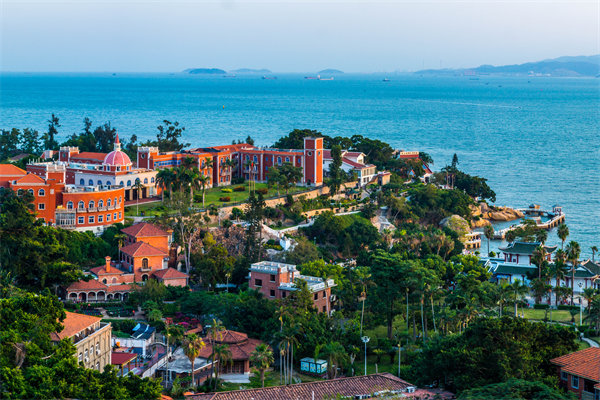 集團(tuán)旗下子公司各自為戰(zhàn)，協(xié)同效應(yīng)全無(wú)，廈門(mén)集團(tuán)管控咨詢公司如何整合？