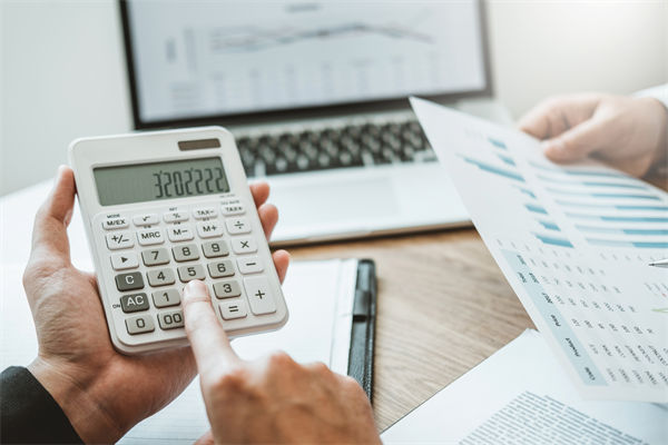 預算管理不善，會給企業(yè)帶來哪些潛在的財務風險？