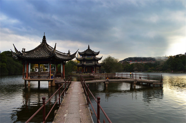 預(yù)算超支嚴(yán)重，臺(tái)州預(yù)算管理咨詢公司如何幫企業(yè)精準(zhǔn)控費(fèi)？