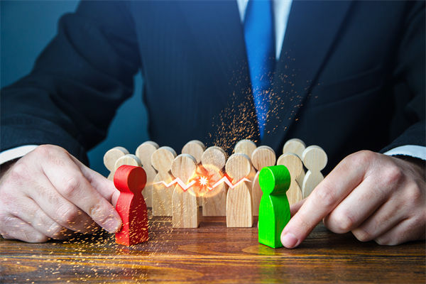 新老業(yè)務(wù)沖突不斷，企業(yè)戰(zhàn)略管理如何平衡布局？