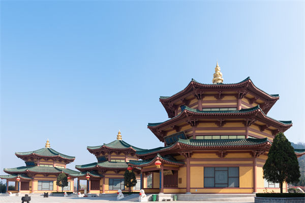 煙臺企業(yè)戰(zhàn)略模糊難落地？戰(zhàn)略咨詢公司如何精準錨定增長賽道？