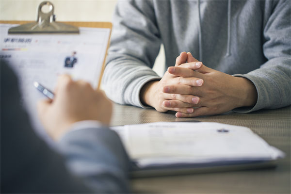人社局回應(yīng)公司招聘35歲以上勿擾，企業(yè)管理怎么看？