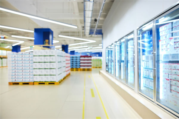 知名超市半年關(guān)了227家店，關(guān)聯(lián)企業(yè)營(yíng)銷怎么看？