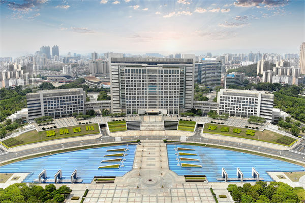 年度計劃寫得漂亮卻落不了地，東莞年度經(jīng)營計劃咨詢公司能抓實嗎？
