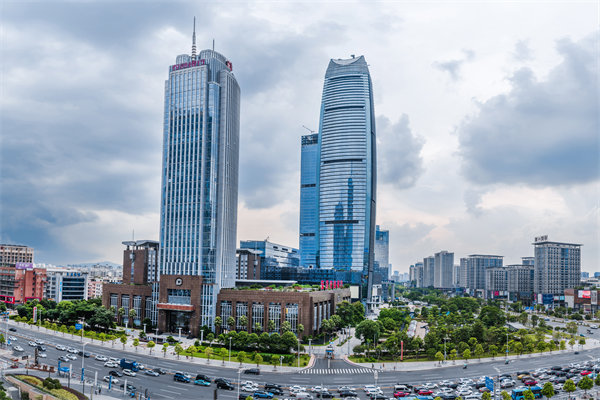 集團子公司各自為戰(zhàn)內(nèi)耗嚴重，東莞集團管控咨詢公司能協(xié)助解決嗎？