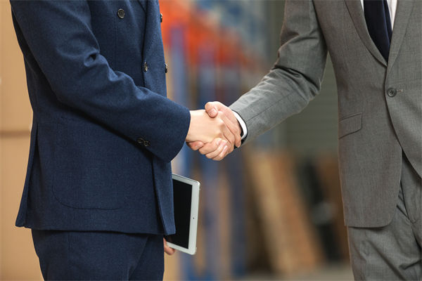 精益生產(chǎn)管理咨詢公司，能幫工廠減少浪費(fèi)降成本嗎？